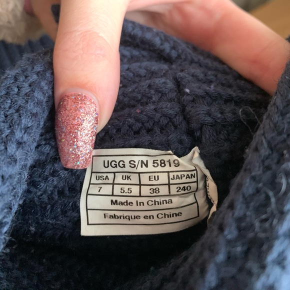 Navy Blue Slouchy Uggs - Picture 6 of 6